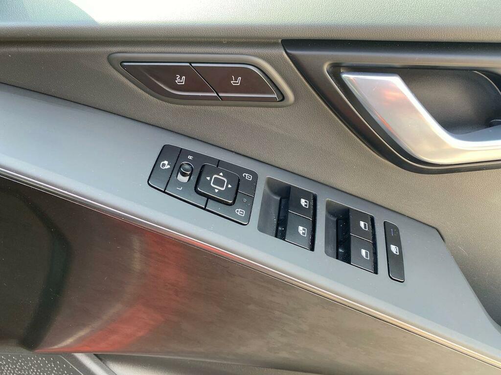 Kia e-Niro 64.8Kwh 4 Suv 201 Bhp Sunroo Black #20