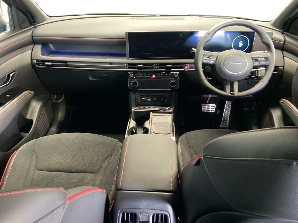 Hyundai Tucson 1.6T Premium White #12