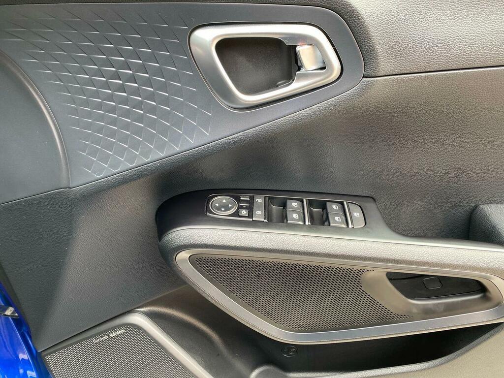 Kia Soul 64Kwh Maxx Suv 201 Bhp Red #15