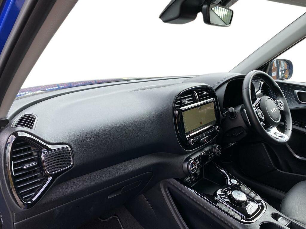 Kia Soul 64Kwh Maxx Suv 201 Bhp Red #9