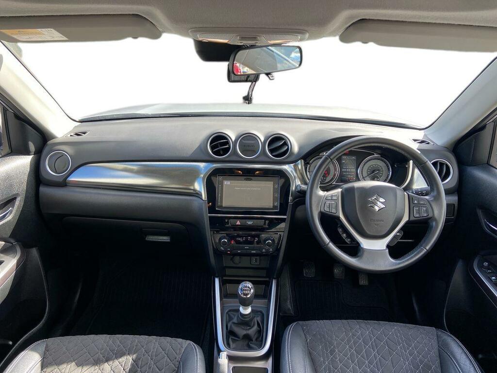 Suzuki Vitara 1.4 Boosterjet 48V Hybrid Sz-t White #10