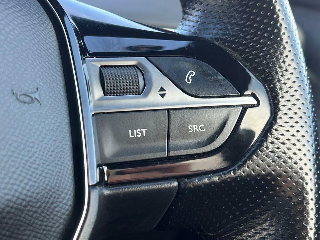 Peugeot 3008 1.2L Gt Line Premium Brown #16