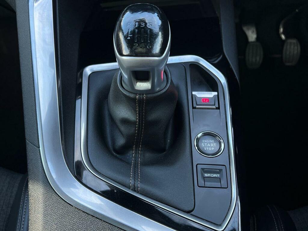 Peugeot 3008 1.2L Gt Line Premium Brown #12