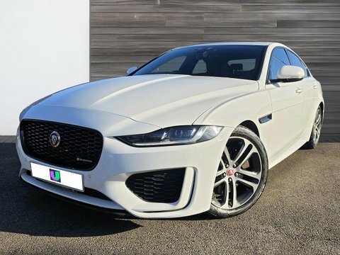 Jaguar XE 2.0 D180 R-dynamic White #3