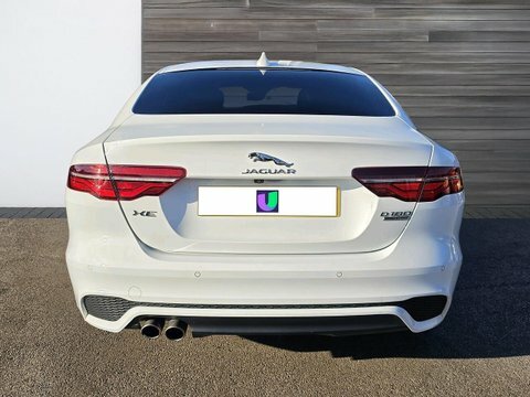 Jaguar XE 2.0 D180 R-dynamic White #6