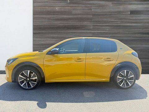 Peugeot e-208 50Kwh Gt Line Yellow #5