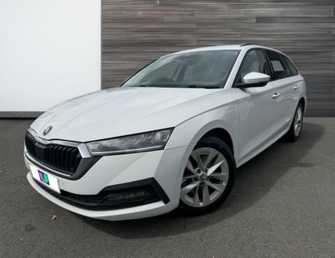 Skoda Octavia 1.4 Tsi Iv White #3