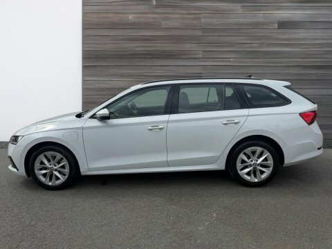 Skoda Octavia 1.4 Tsi Iv White #4