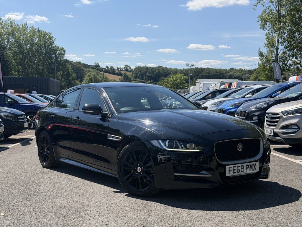 Jaguar XE 2.0 I Gpf R-sport Black