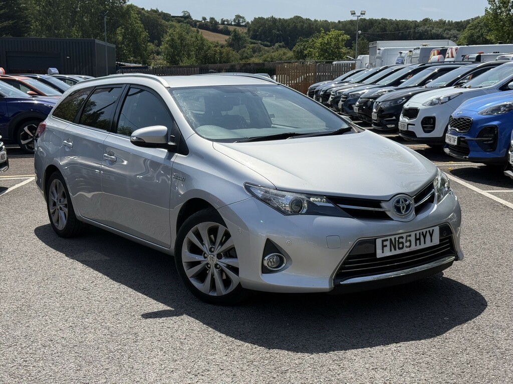 Toyota Auris 1.8 Vvt-h Excel Ulez Hybrid Silver
