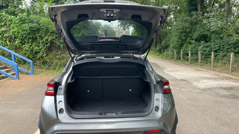 Nissan Juke Tekna Grey #4