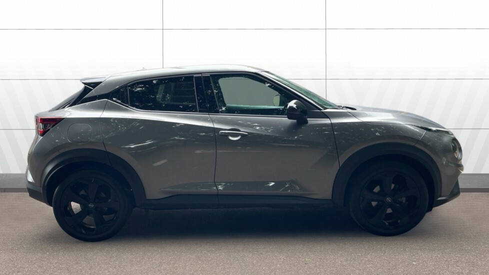 Nissan Juke Tekna Grey #5