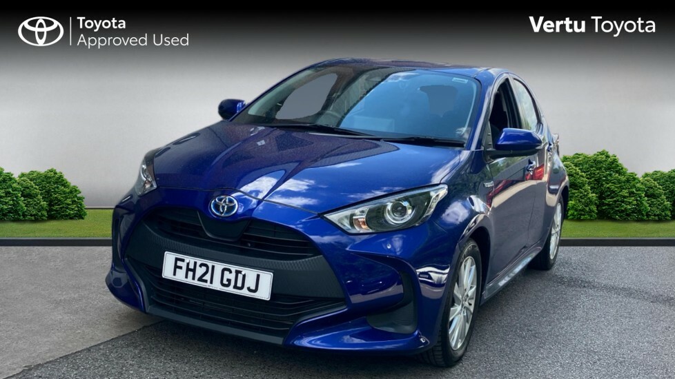Toyota Yaris Icon Blue #3