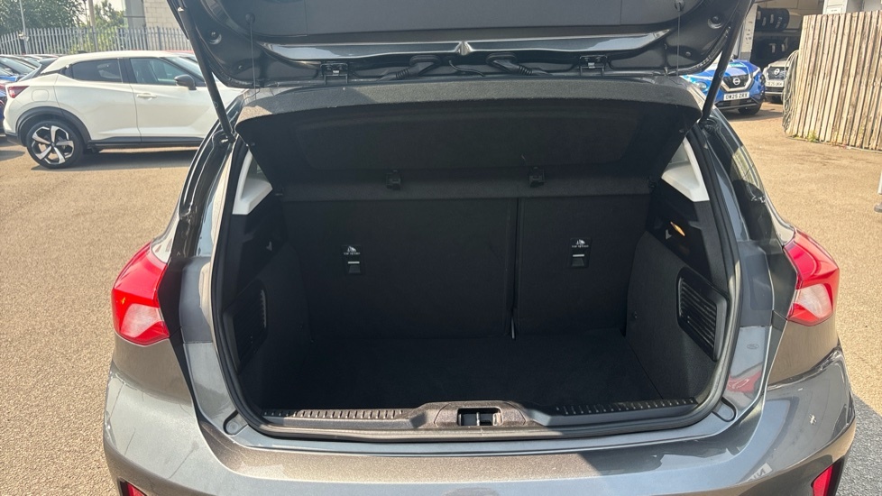 Ford Focus Titanium Grey #4