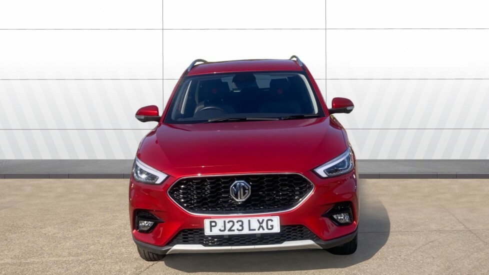 MG ZS Exclusive Red #3