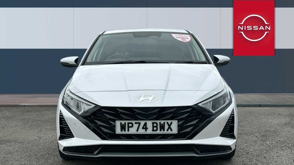 Hyundai I20 Premium White #3