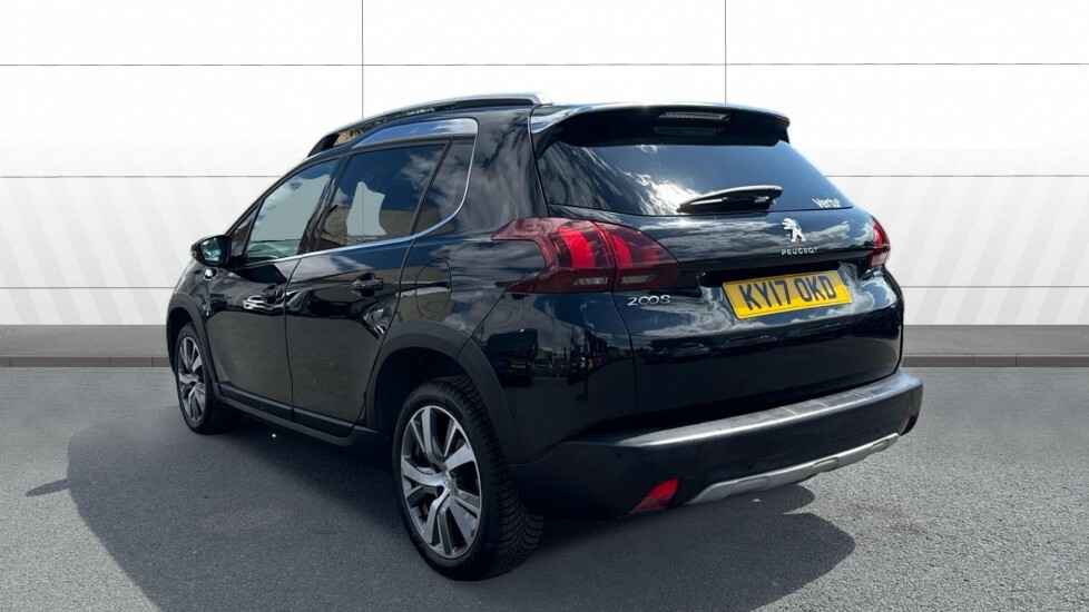 Peugeot 2008 Allure Black #2