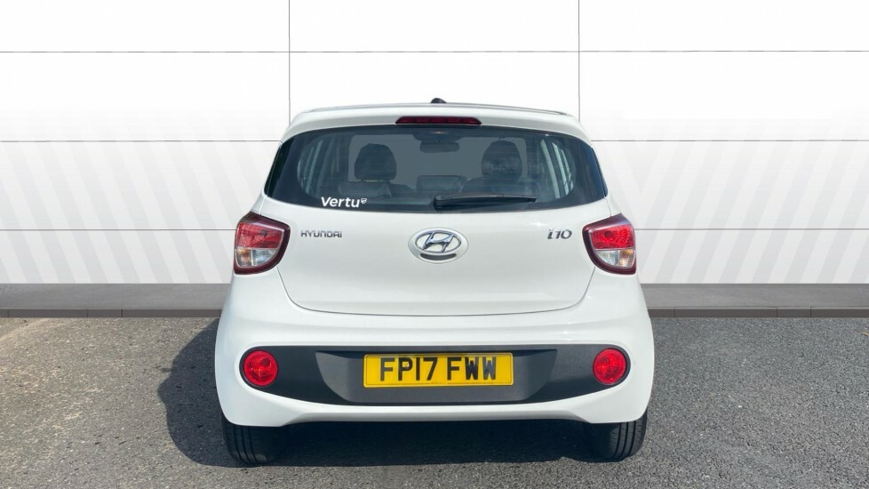 Hyundai I10 Se White #6