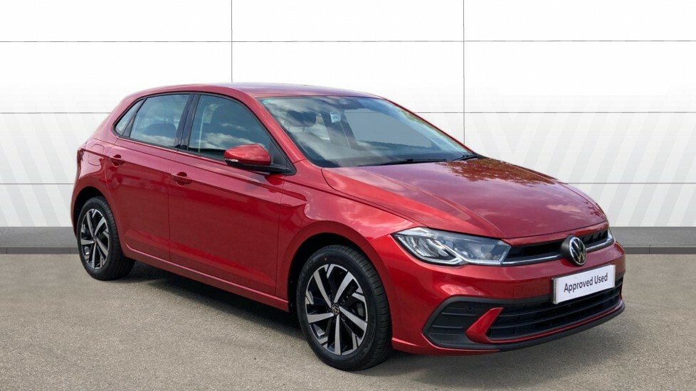 Volkswagen Polo Life Red