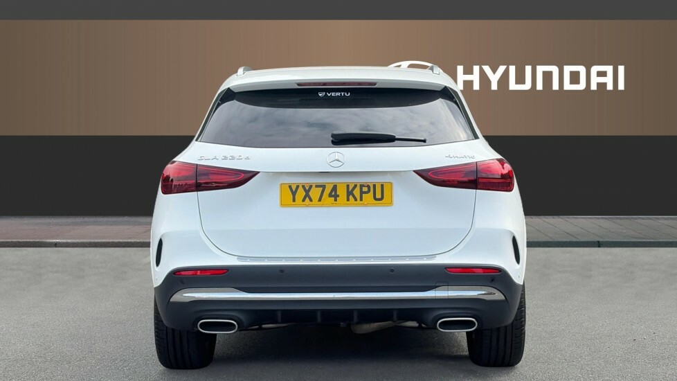 Mercedes-Benz GLA Class Amg Line White #6