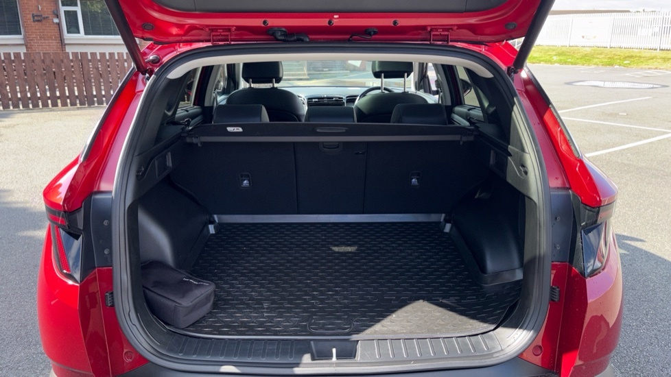 Hyundai Tucson Ultimate Red #4