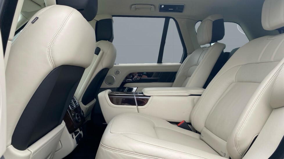 Land Rover Range Rover Autobiography Gold #4