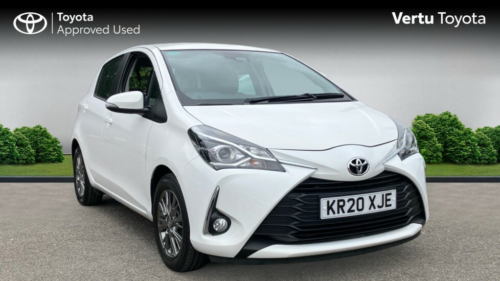 Toyota Yaris Icon KR20XJE White