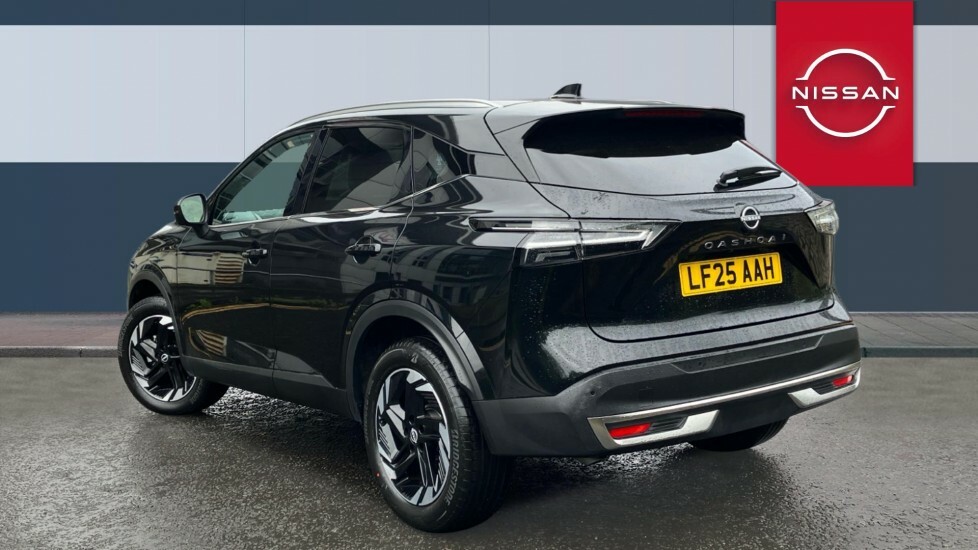 Nissan Qashqai N-connecta Black #2