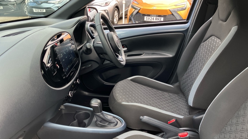 Toyota Aygo X Edge #5
