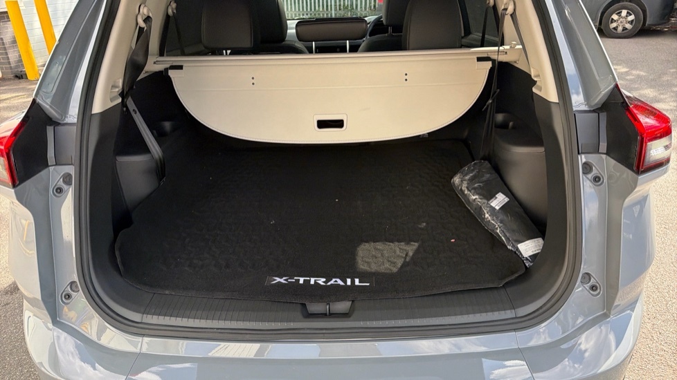 Nissan X-Trail Tekna Grey #4