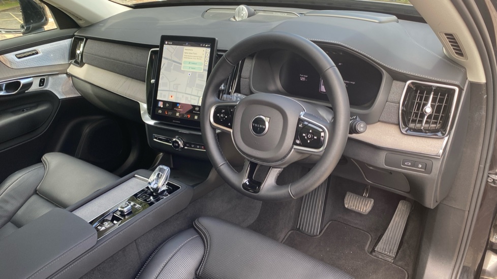 Volvo XC90 Ultra Black #4