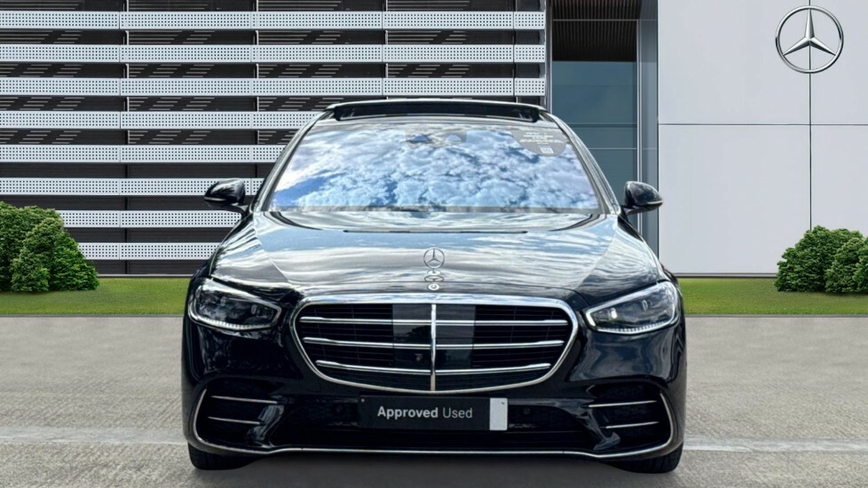 Mercedes-Benz S Class Amg Line Black #3