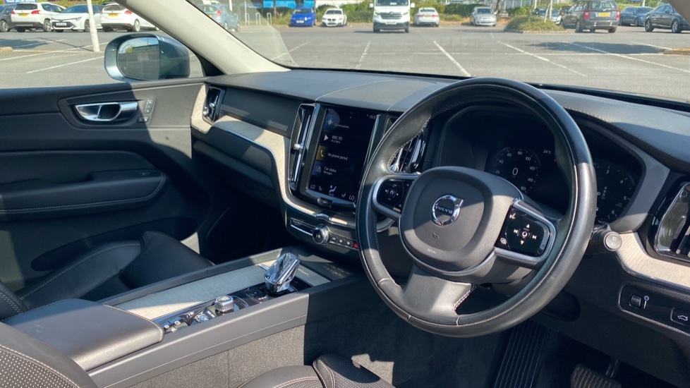 Volvo XC60 Inscription Pro Grey #4
