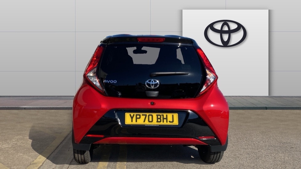 Toyota Aygo X X-clusiv Red #6