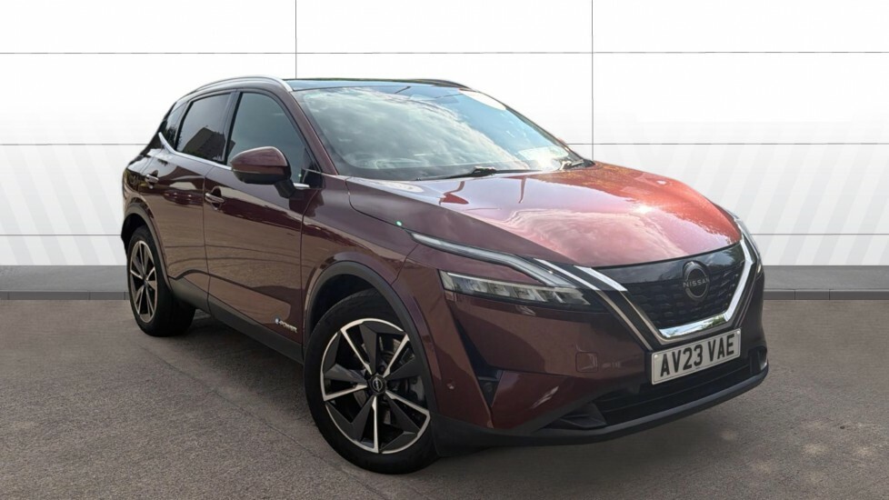 Nissan Qashqai Tekna AV23VAE Red