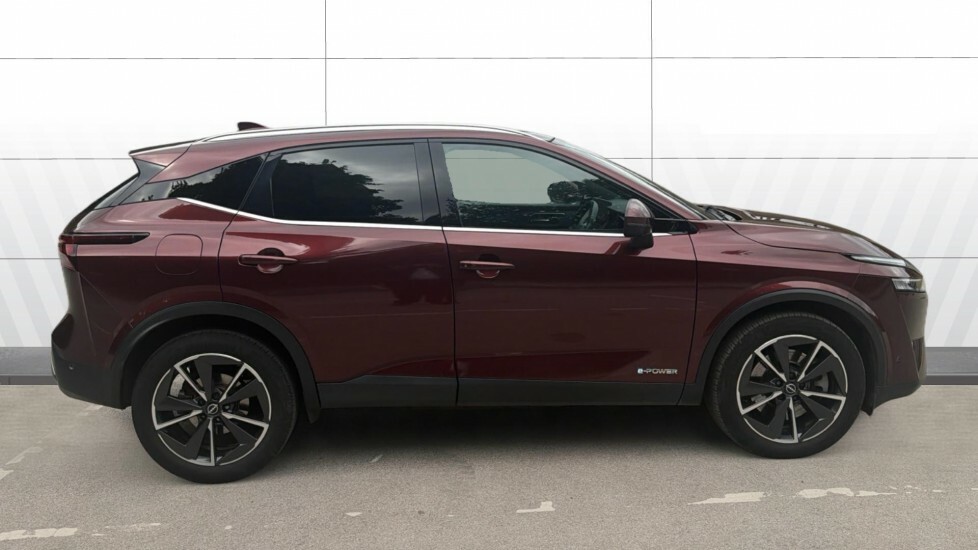 Nissan Qashqai Tekna AV23VAE Red #5