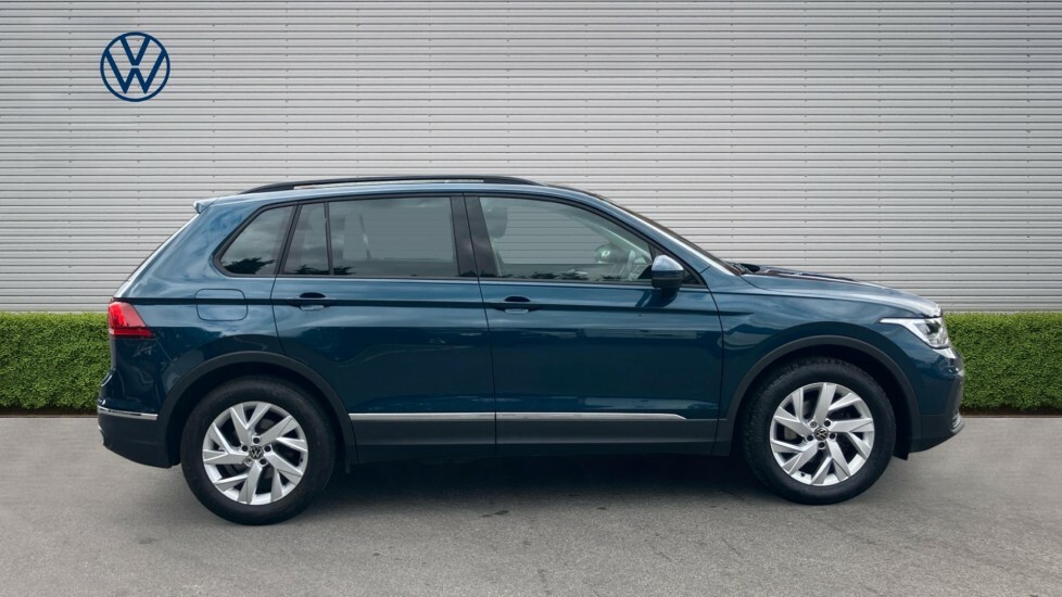 Volkswagen Tiguan Life Blue #4