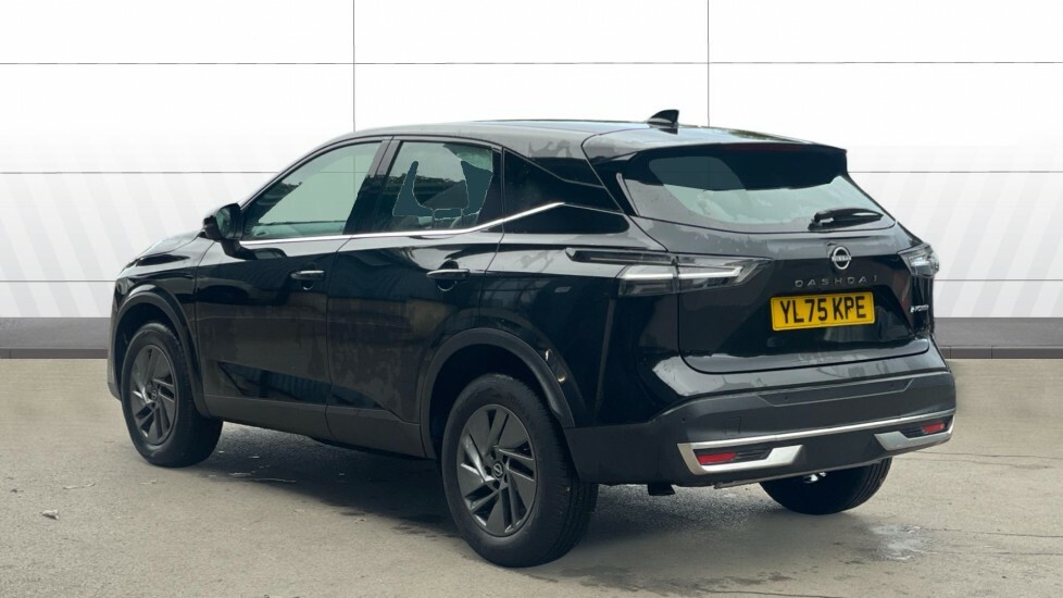 Nissan Qashqai Acenta Premium YL75KPE Black #2