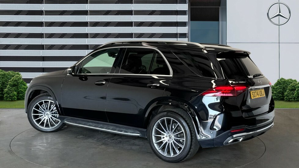Mercedes-Benz GLE Class Amg Line Black #2