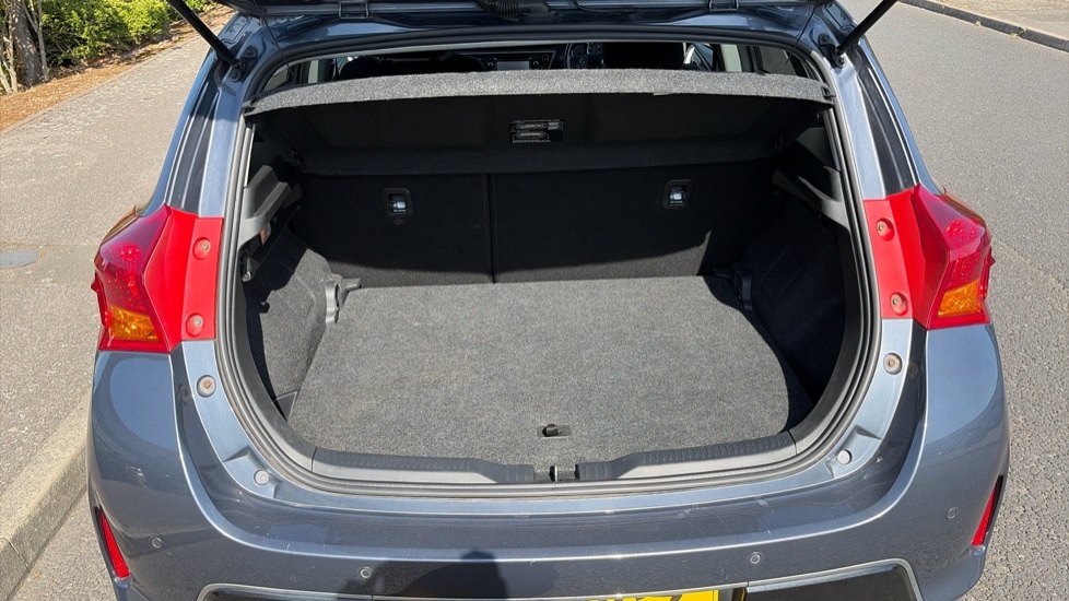 Toyota Auris Icon Blue #4