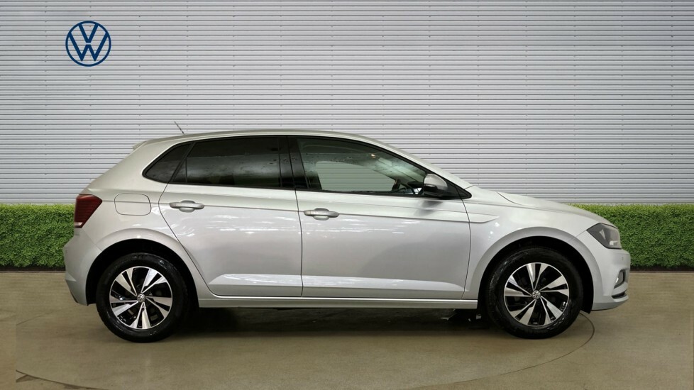 Volkswagen Polo Match Silver #4