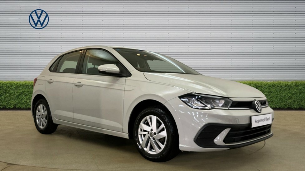 Volkswagen Polo Life VK72GVY Grey