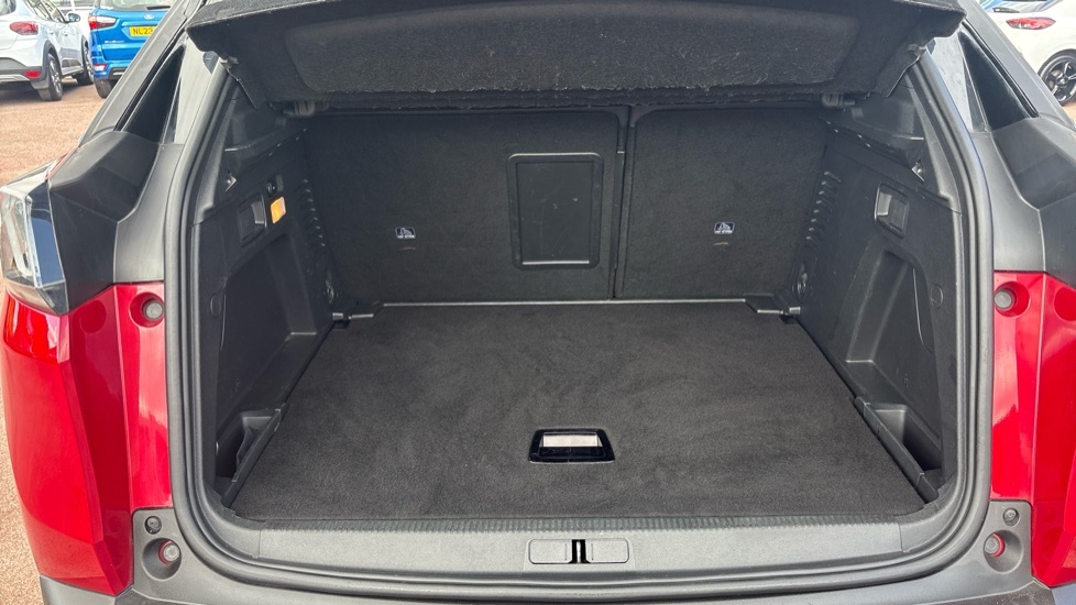 Peugeot 3008 Gt Premium MD70KTN Red #4