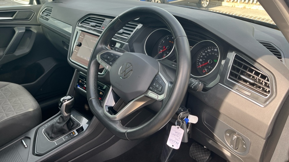 Volkswagen Tiguan Life Blue #6