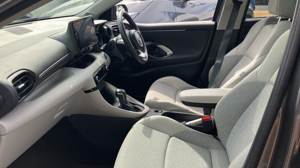 Toyota Yaris Excel Grey #4