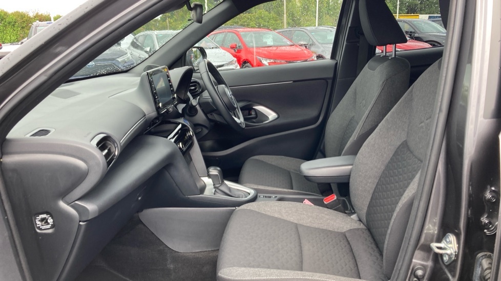 Toyota Yaris Cross Design BL72WEK Grey #5
