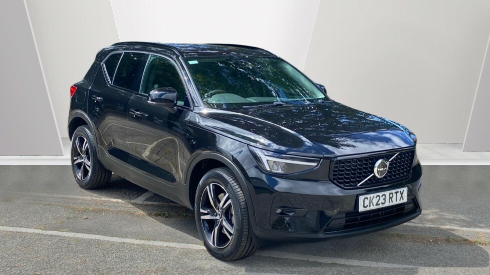 Volvo XC40 Plus Black