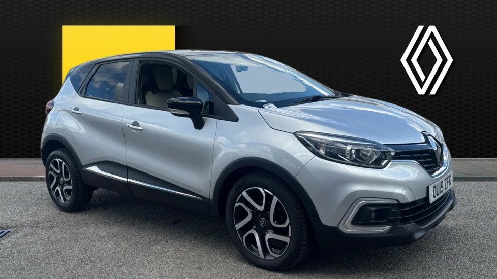 Renault Captur Iconic Black
