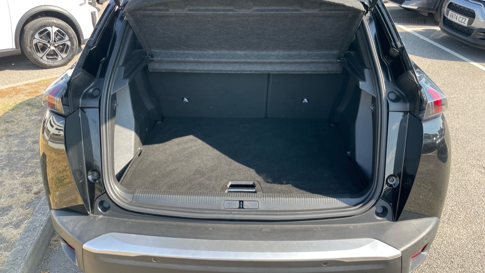 Peugeot 2008 Allure Premium EO23FMU Black #4