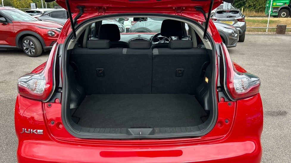 Nissan Juke Acenta Red #4